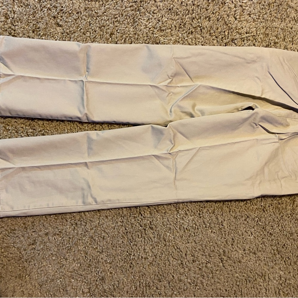 Lands End Mens khaki pleated pants used.